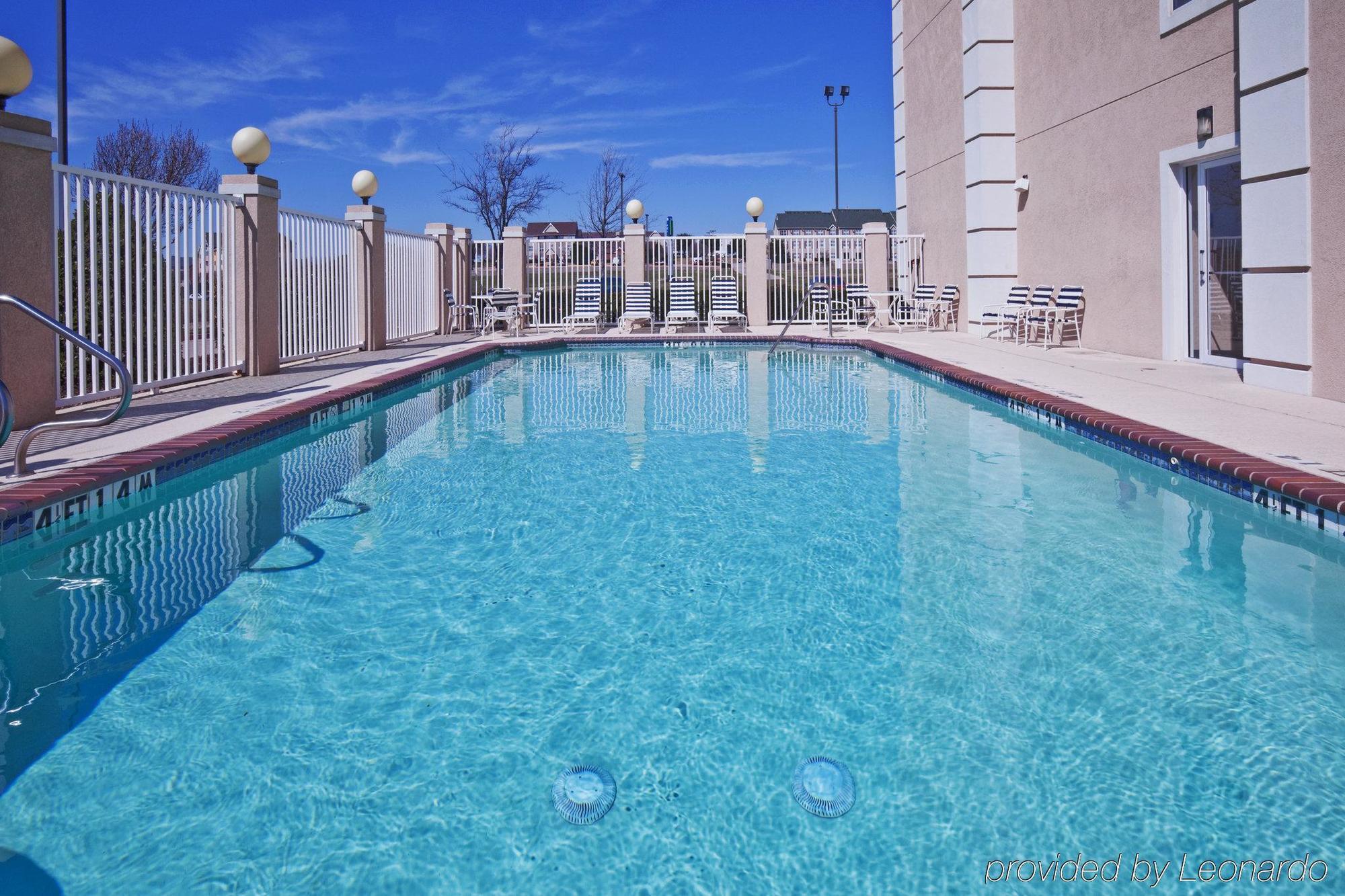 Holiday Inn Express Hotel & Suites Dallas Lewisville By Ihg Zewnętrze zdjęcie